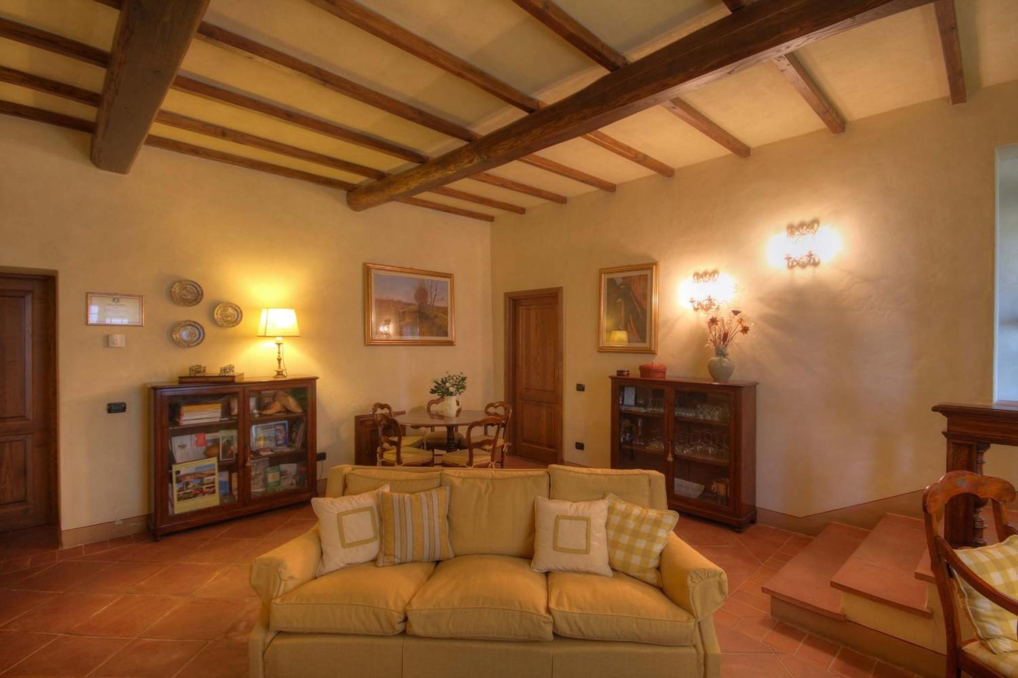 Il Nido Di Gabbiano Guest House Скарперия Екстериор снимка
